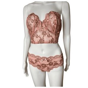 NWOT Victoria secret corset and panty set